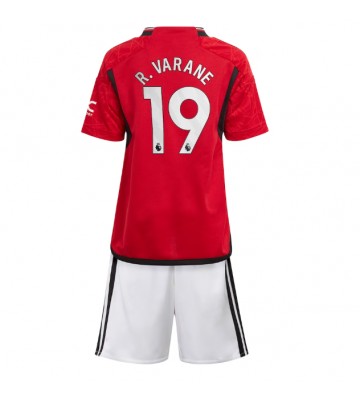 Lacne Dětský Futbalové dres Manchester United Raphael Varane #19 2023-24 Krátky Rukáv - Domáci (+ trenírky)